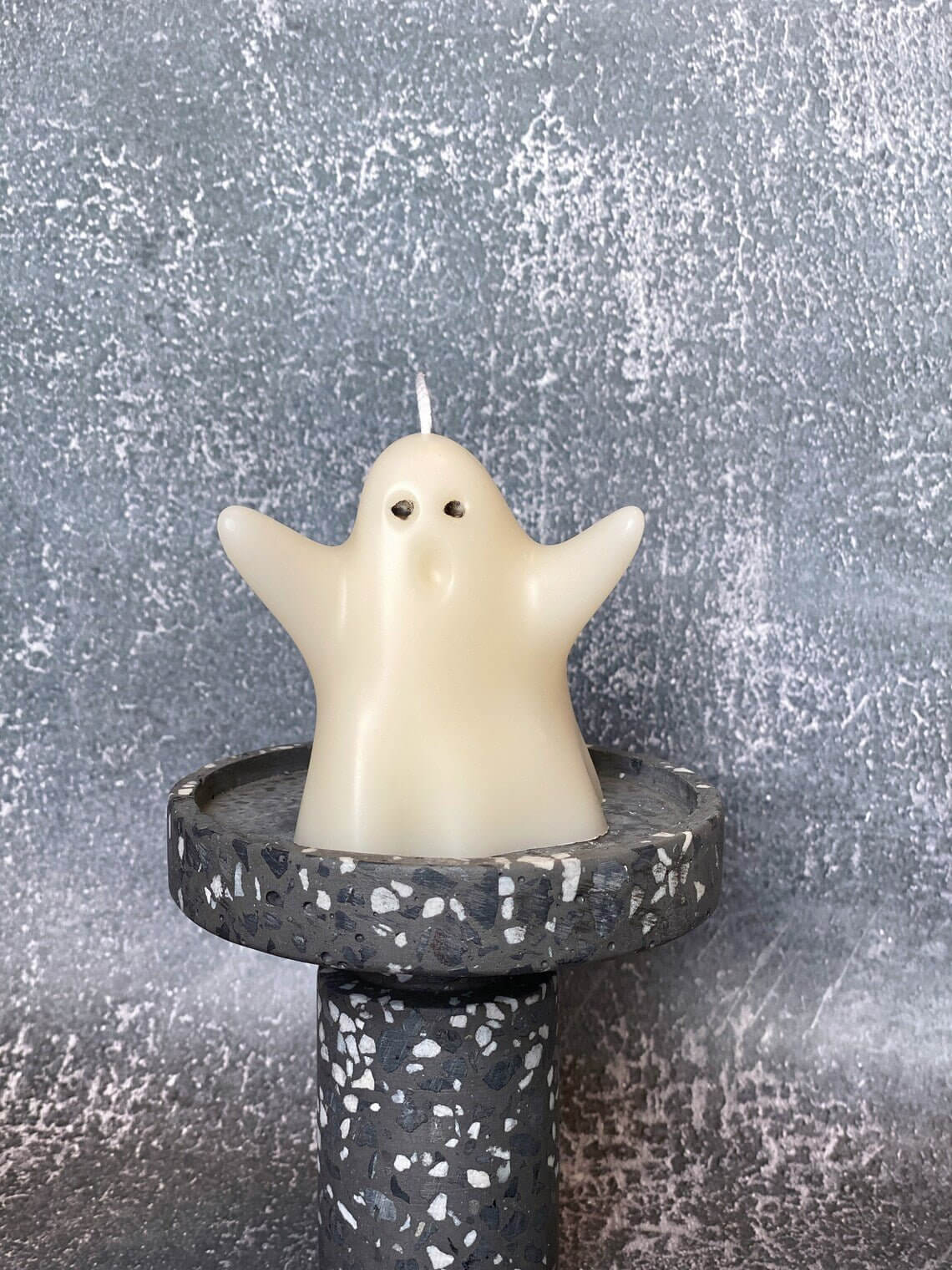 Handmade Ghost Candle – Halloween Décor & Spooky Gift
