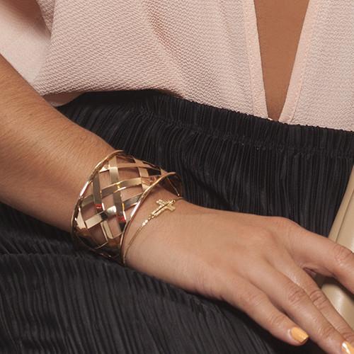 Cross Bracelet - Gold - AROMATIC