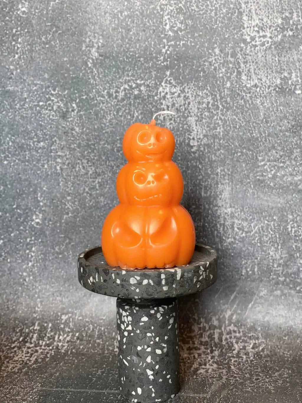 Handmade Pumpkin Candles – Festive & Fun