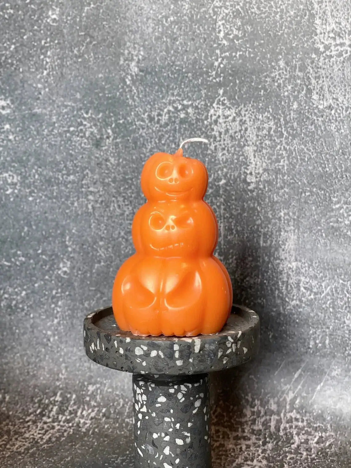 Handmade Pumpkin Candles – Festive & Fun